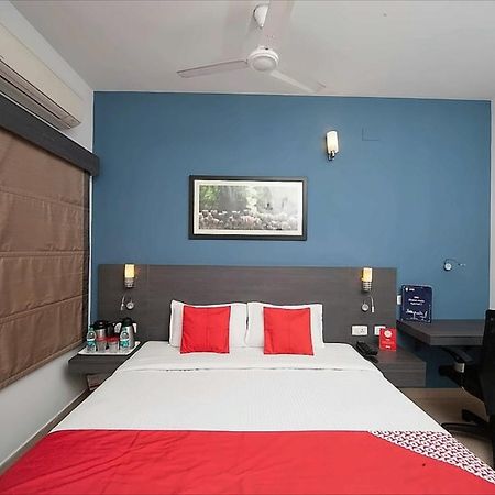 Stayeasy Tiruvanmiyur Chennai Ngoại thất bức ảnh