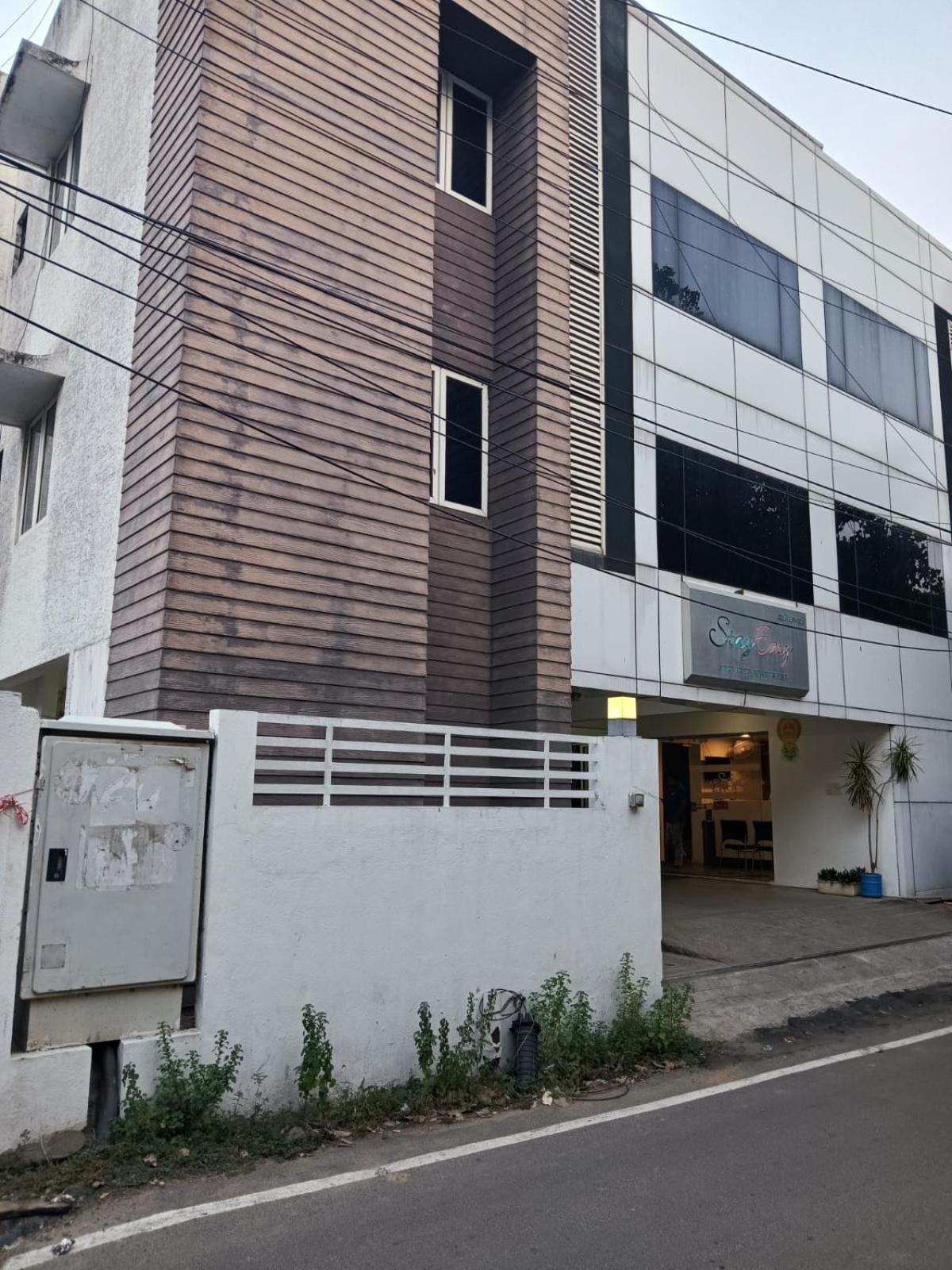 Stayeasy Tiruvanmiyur Chennai Ngoại thất bức ảnh